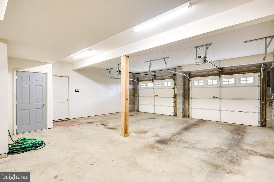 4089 Piney Grove Road Reisterstown, MD 21136 - Photo 30 of 31 Garage