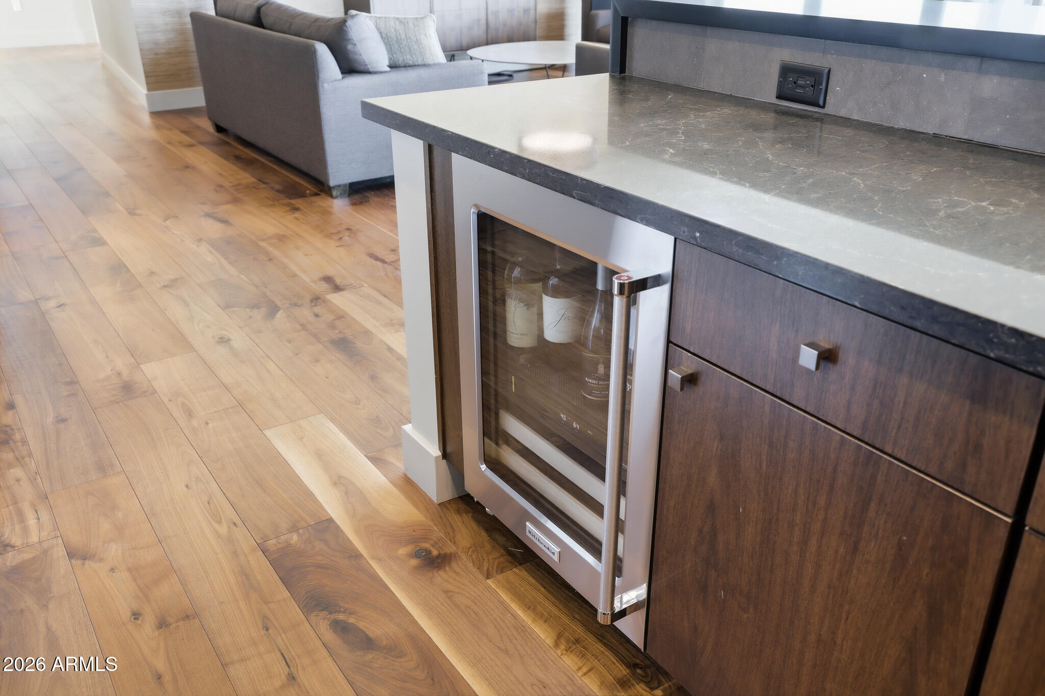 310 South 4th Street, Unit 2204 Phoenix, AZ 85004 - Photo 26 of 66 Beverage Cooler