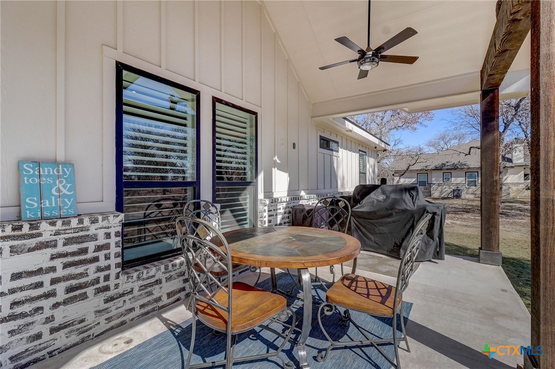 281 Cibolo Way La Vernia, TX 78121 - Photo 39 of 47 a view of a livingroom with furniture