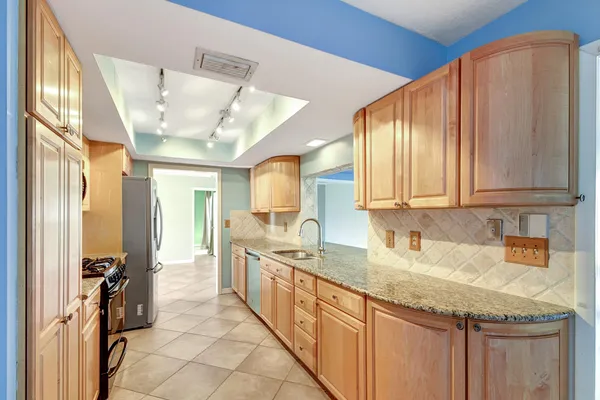 $5,250 | 1753 West Terrace Drive, Lake Worth Beach, FL 33460