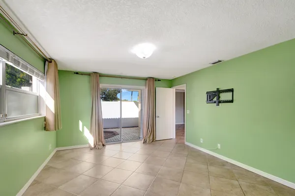 $5,250 | 1753 West Terrace Drive, Lake Worth Beach, FL 33460