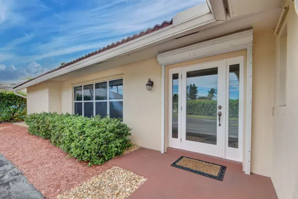 $5,250 | 1753 West Terrace Drive, Lake Worth Beach, FL 33460