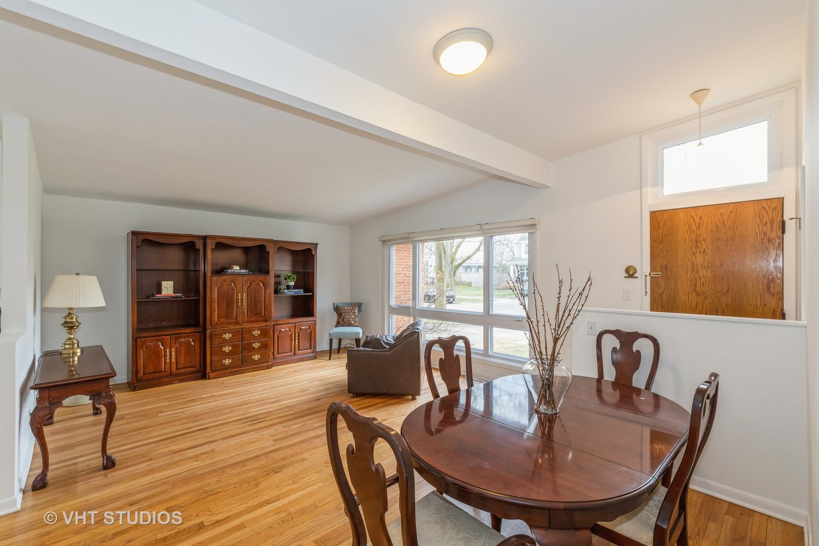835 Virginia Road Highland Park, IL 60035 - Photo 3 of 18