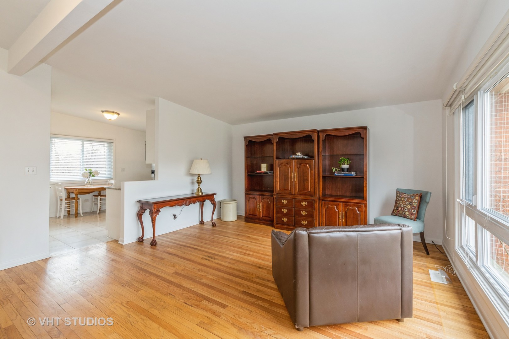 835 Virginia Road Highland Park, IL 60035 - Photo 4 of 18