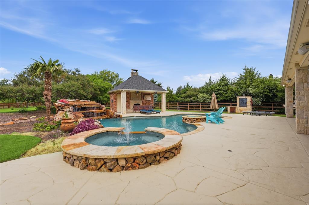 2705 Winthrop Hill Road Denton, TX 76226 - Photo 3 of 30 Sparkly Pool