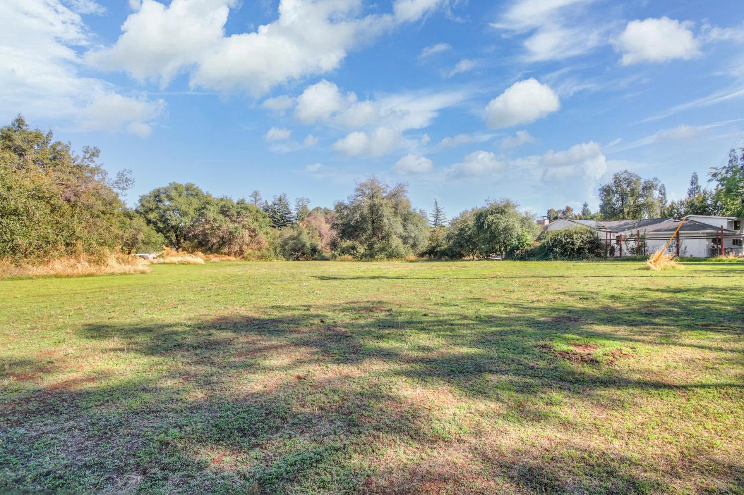 3140 Brennans Road Loomis, CA 95650 - Photo 36 of 45 a view of an ocean and beach