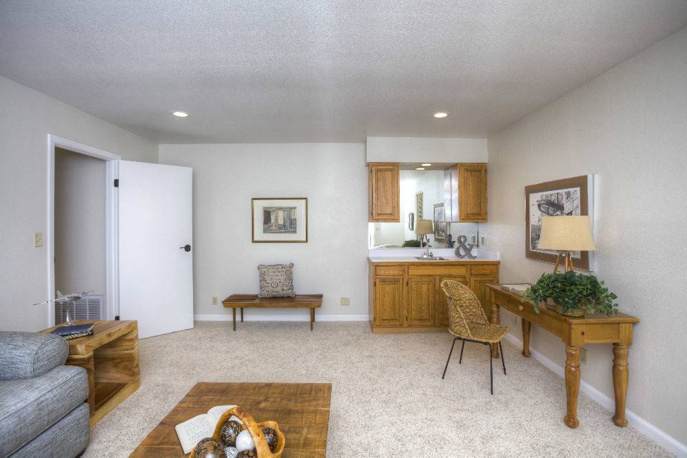 169 Winona Avenue Pacifica, CA 94044 - Photo 7 of 43