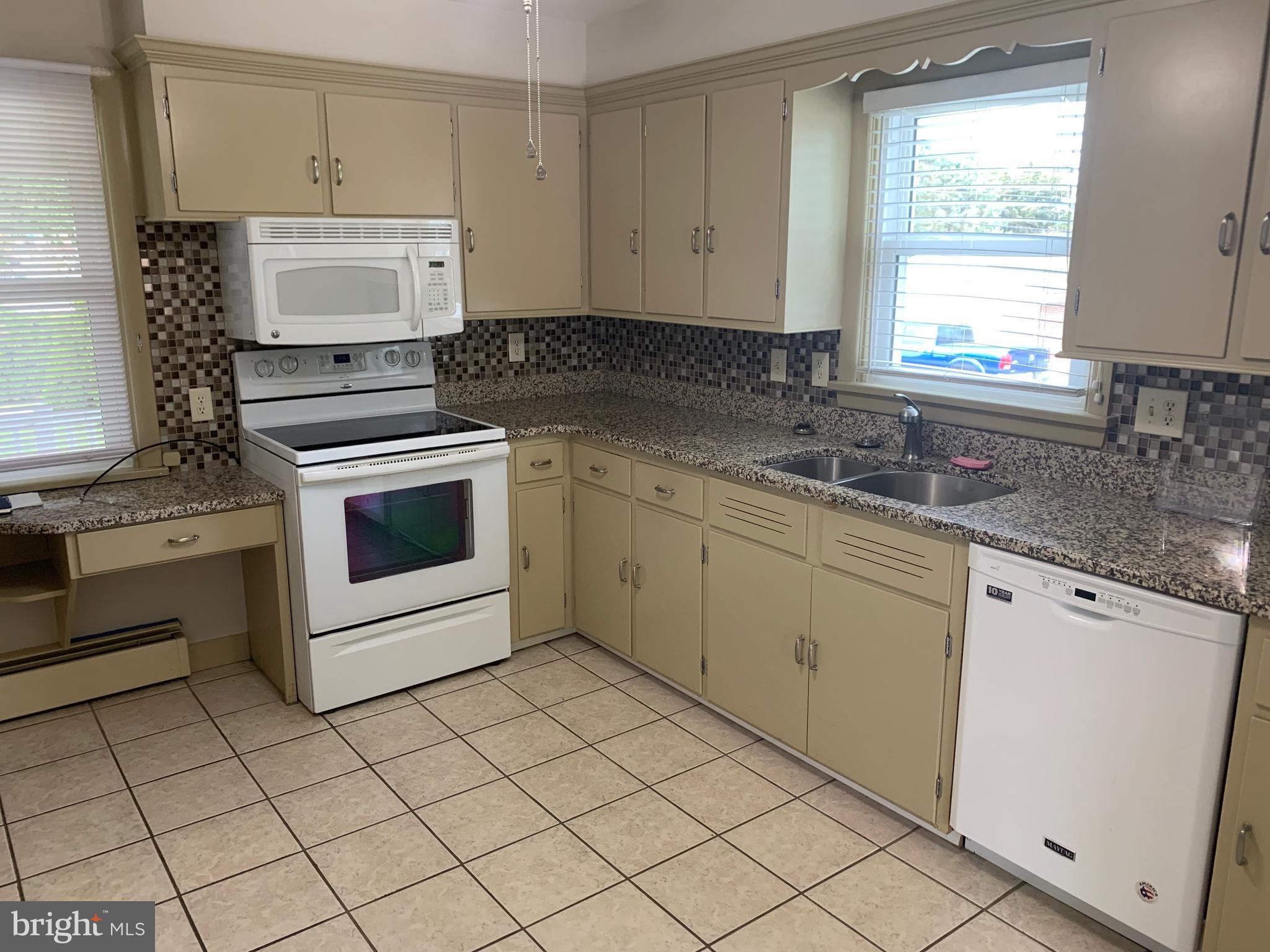 847 East Maple Street Palmyra, PA 17078 - Photo 18 of 28