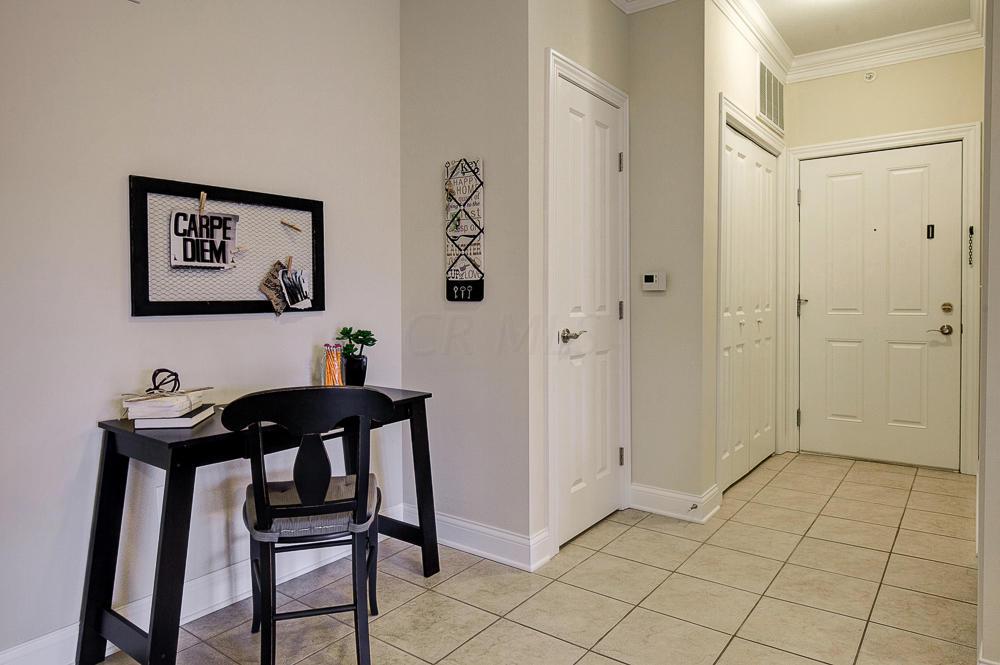 960 Perry Street, Unit 303 Columbus, OH 43215 - Photo 9 of 24