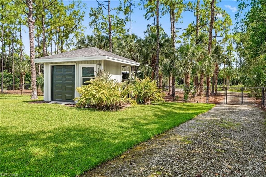 4641 1st Avenue Southwest Naples, FL 34119 - Photo 35 of 49