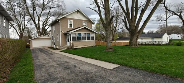 $184,900 | 2832 19th Street, Rockford, IL 61109