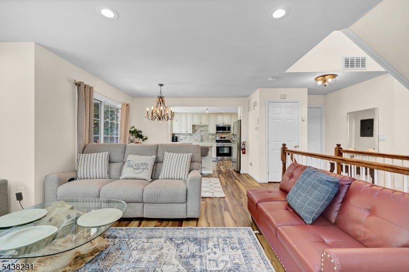 810 Plymouth Road North Brunswick, NJ 08902 - Photo 16 of 46