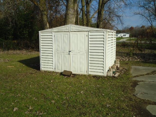 6480 North Lewis Road Mount Morris, MI 48458 - Photo 20 of 24