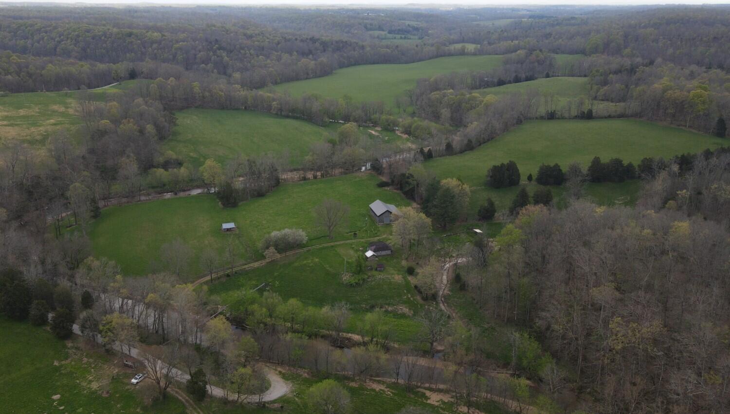 667 Troutstream Road Dunnville, KY 42528 - Photo 1 of 83 front