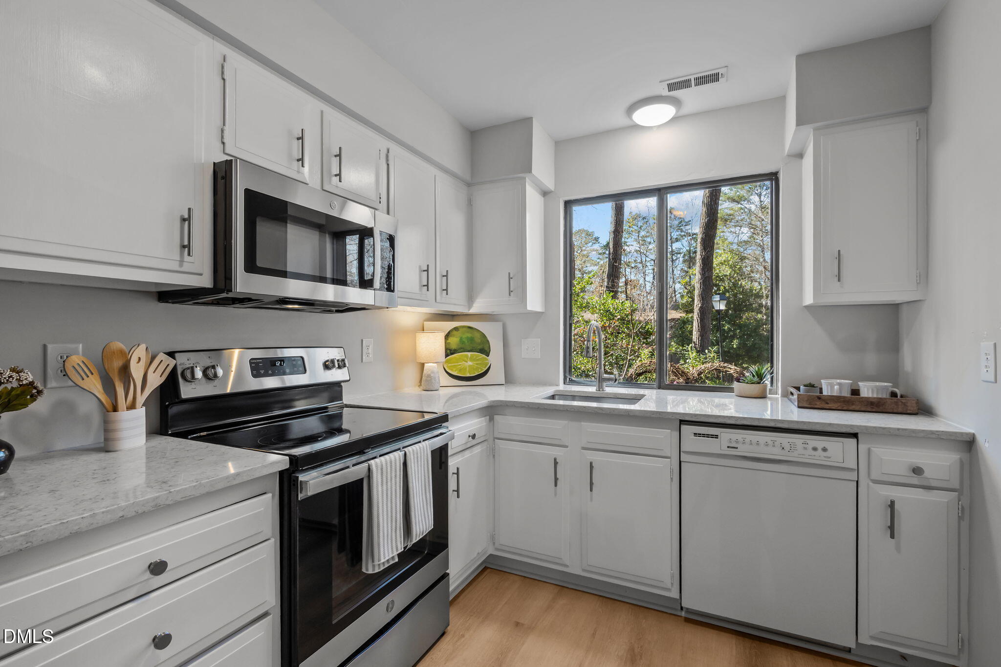 3080 Colony Road, Unit 3080C Durham, NC 27705 - Photo 14 of 54 Kitchen 1