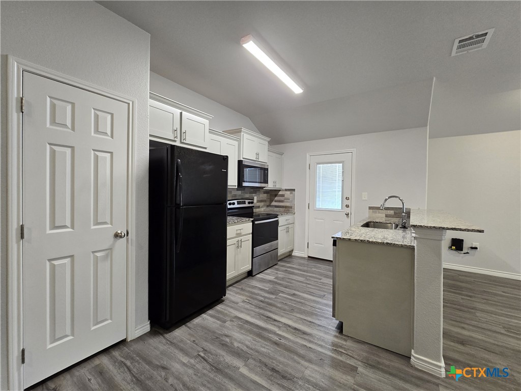 122 Wind Ridge Drive, Unit B Copperas Cove, TX 76522 - Photo 7 of 32 Gallery Image 7