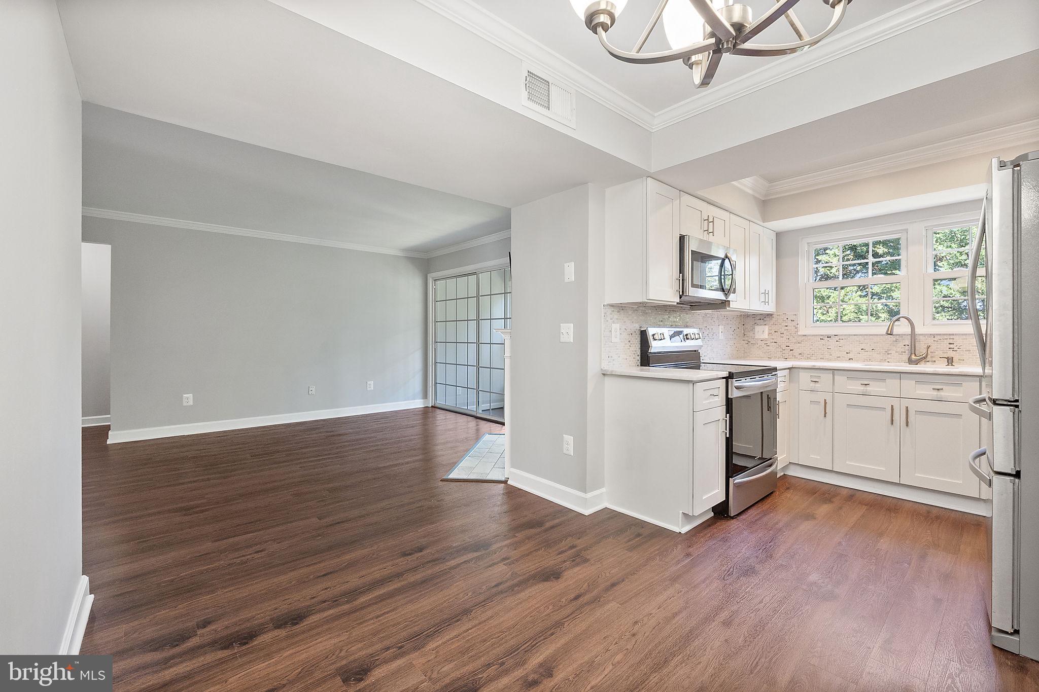 120 Fort Evans Road Southeast, Unit D Leesburg, VA 20175 - Photo 7 of 25 Gallery Image 7