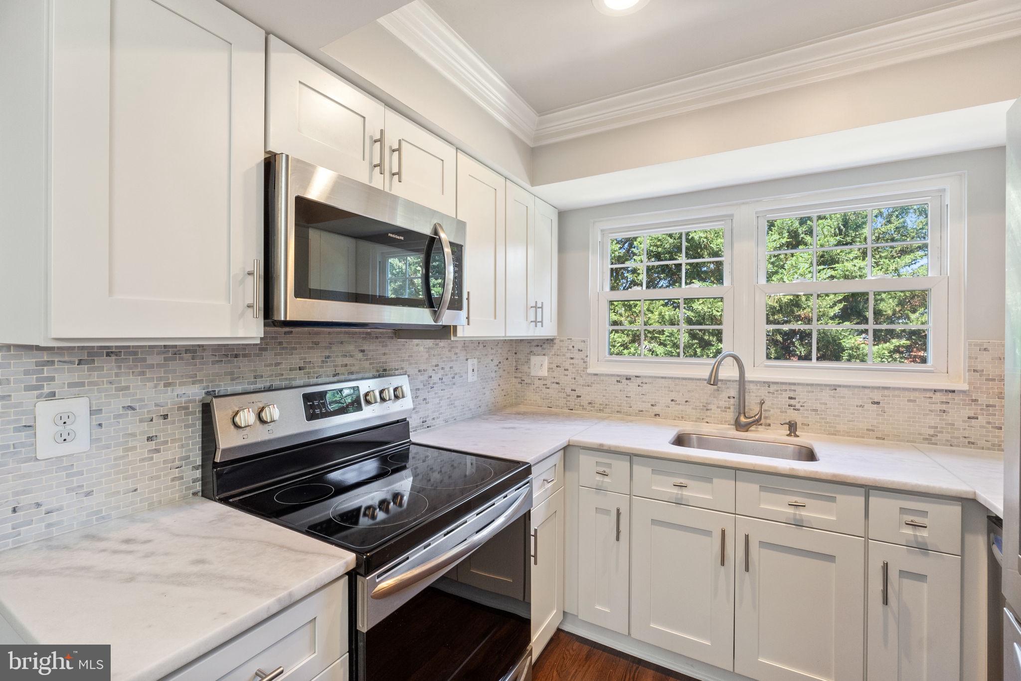 120 Fort Evans Road Southeast, Unit D Leesburg, VA 20175 - Photo 8 of 25 Gallery Image 8