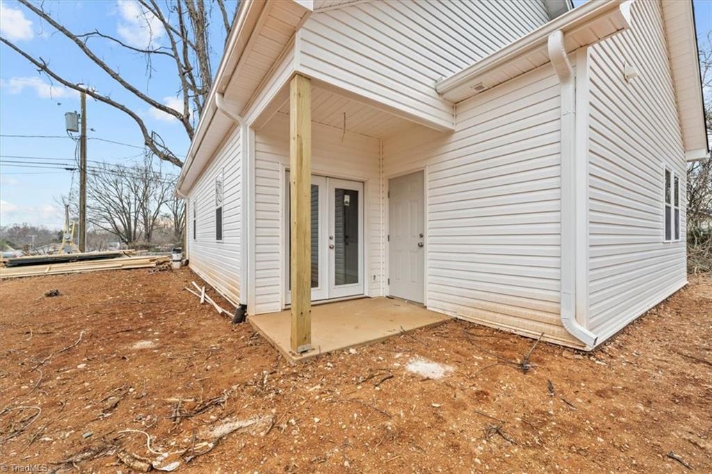 1008 Grace Street High Point, NC 27260 - Photo 2 of 17 Gallery Image 2