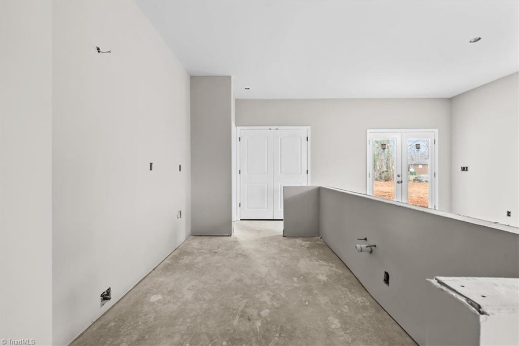 1008 Grace Street High Point, NC 27260 - Photo 8 of 17 Gallery Image 8