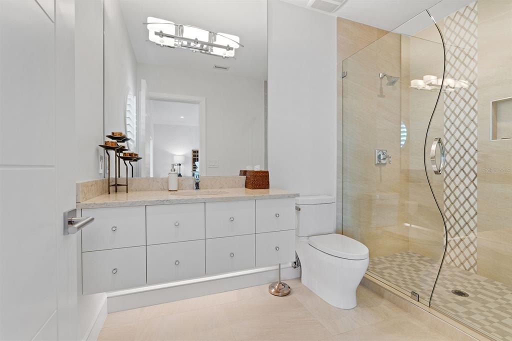 600 Putter Lane Longboat Key, FL 34228 - Photo 21 of 44