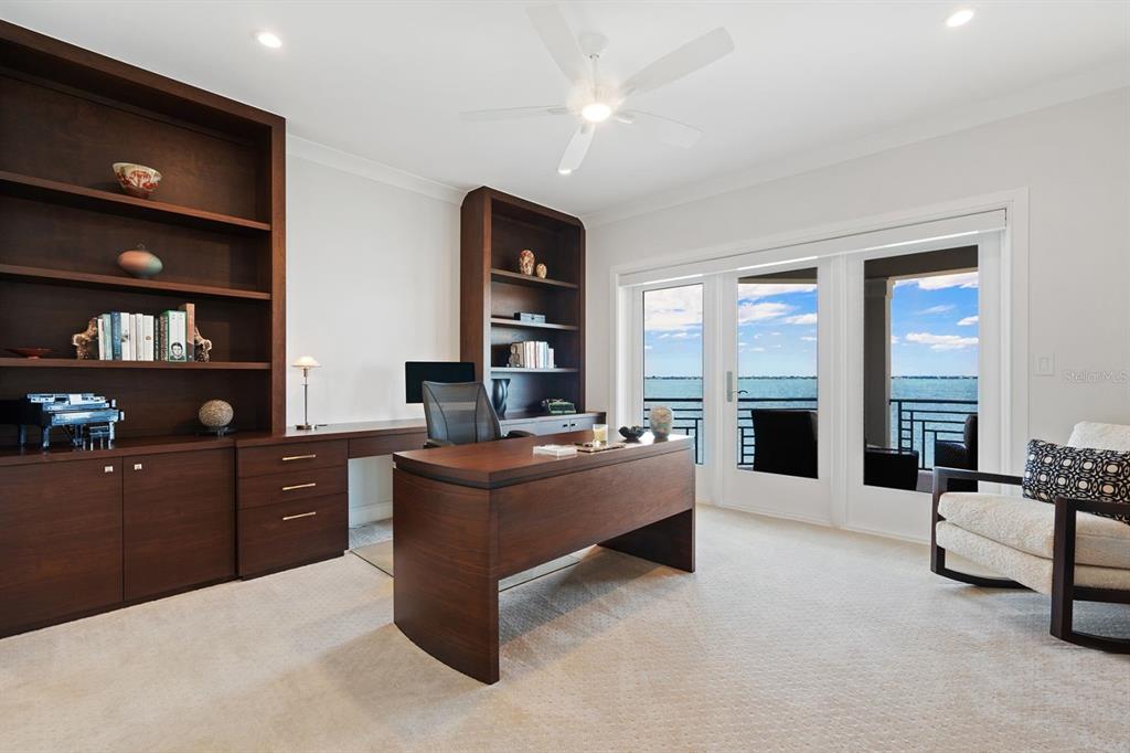 600 Putter Lane Longboat Key, FL 34228 - Photo 24 of 44