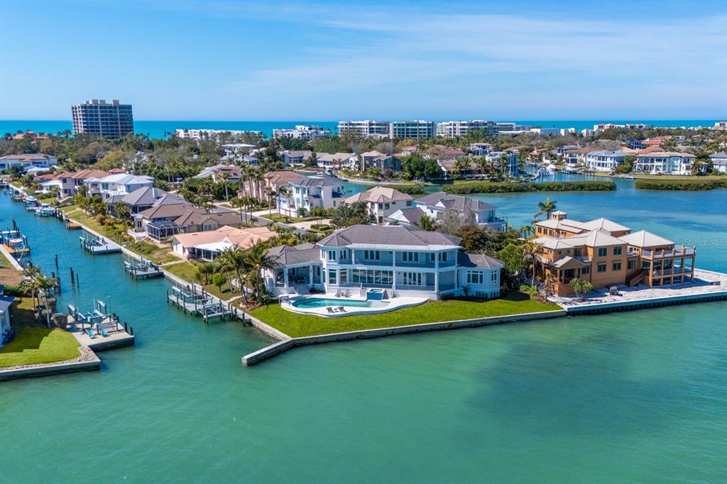 600 Putter Lane Longboat Key, FL 34228 - Photo 28 of 44