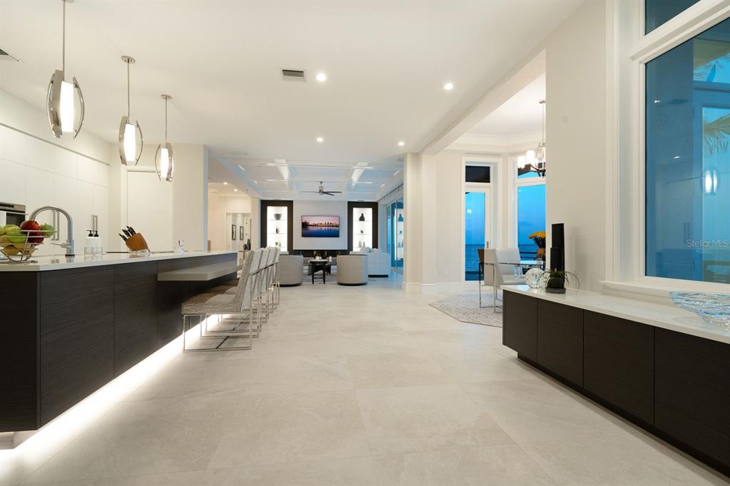 600 Putter Lane Longboat Key, FL 34228 - Photo 34 of 44