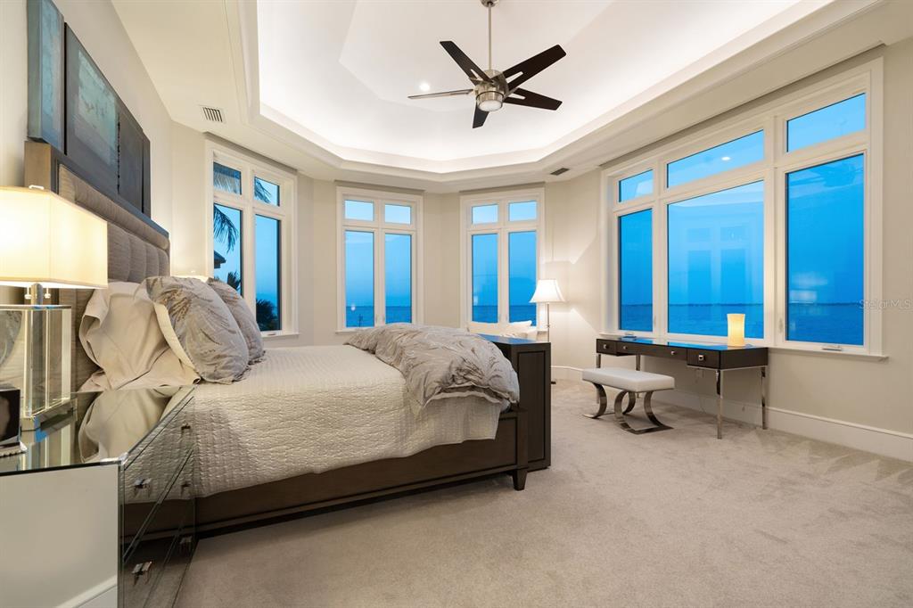 600 Putter Lane Longboat Key, FL 34228 - Photo 37 of 44