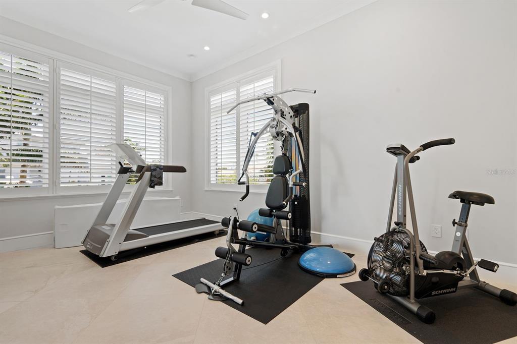 600 Putter Lane Longboat Key, FL 34228 - Photo 7 of 44