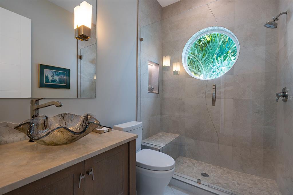 600 Putter Lane Longboat Key, FL 34228 - Photo 8 of 44