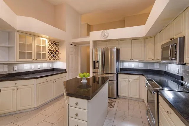 $710,000 | 2381 Chantilly Terrace, Oviedo, FL 32765