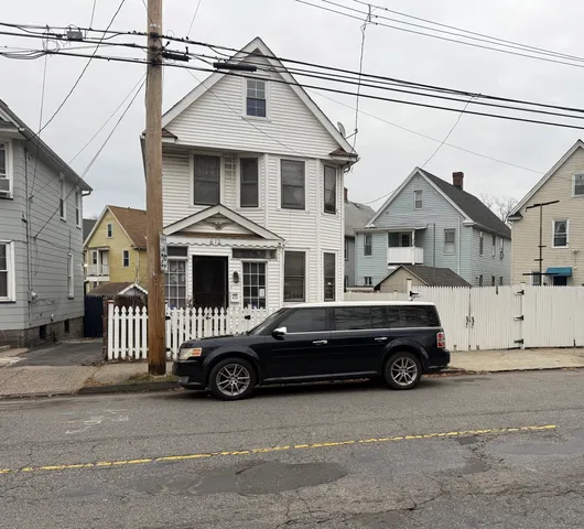 $2,800 | 412 Dewey Street, Bridgeport, CT 06605