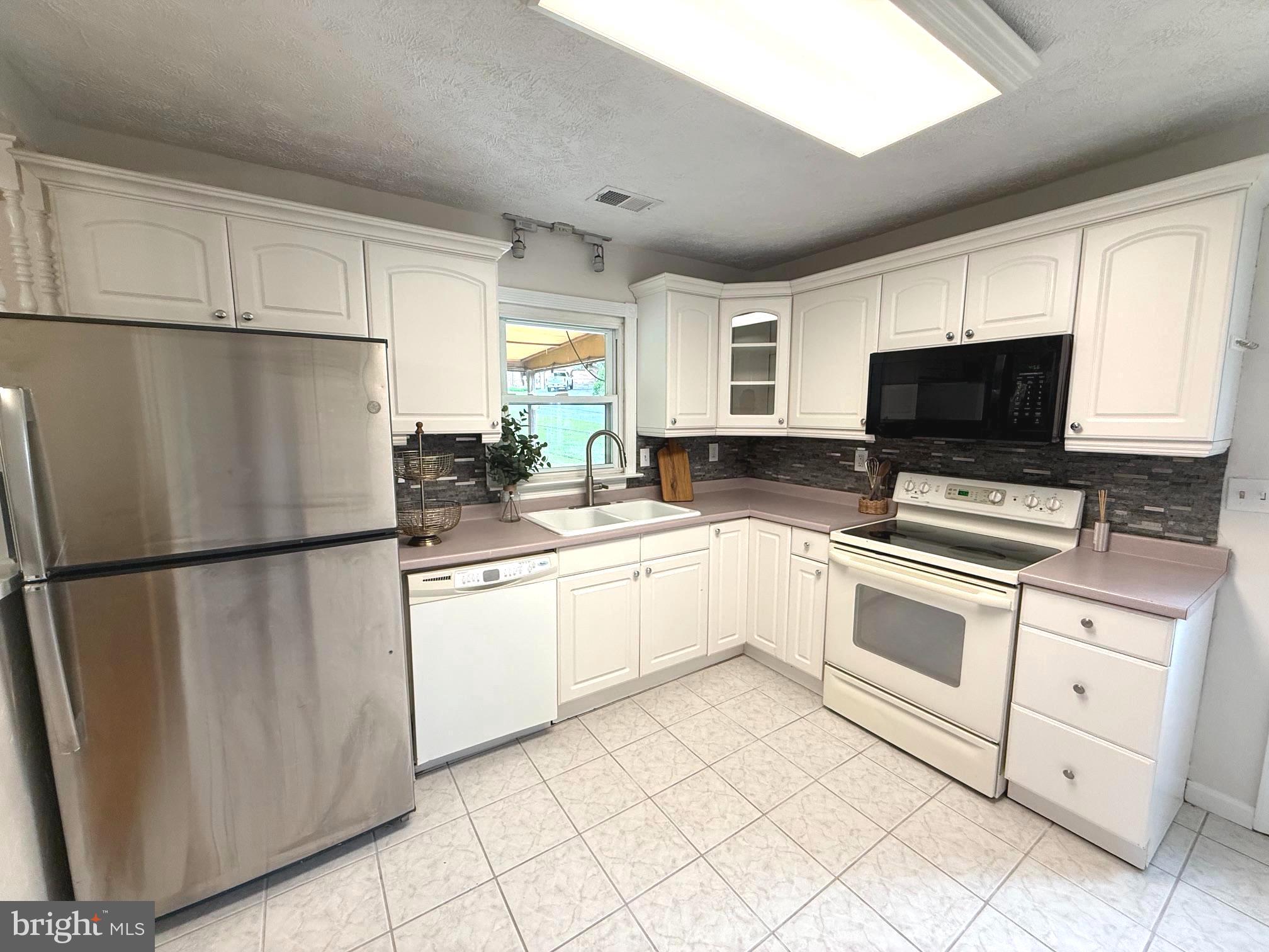 1418 Spring Avenue Rosedale, MD 21237 - Photo 16 of 47