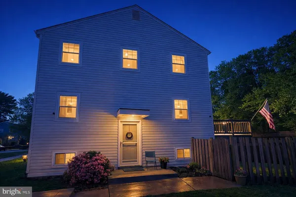 $590,000 | 5526 Hollins Lane, Burke, VA 22015