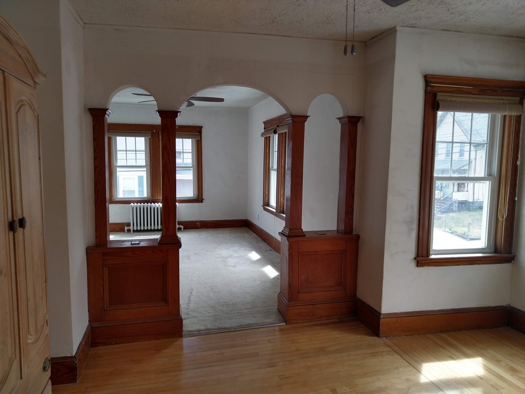 40 Valley Street Malden, MA 02148 - Photo 2 of 9