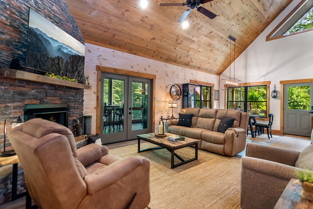 261 Rooks Road Mineral Bluff, GA 30559 - Photo 17 of 46 Gallery Image 17