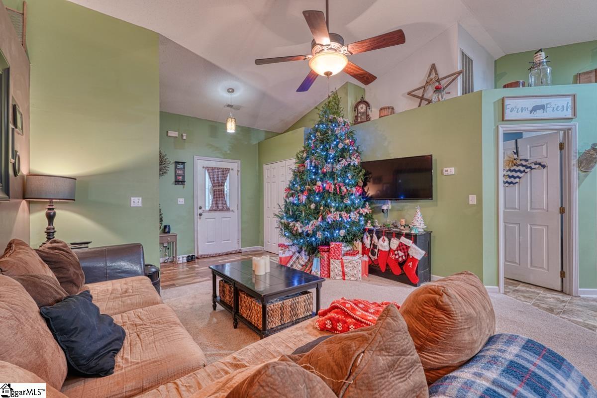 259 Bethany Court Inman, SC 29349 - Photo 4 of 23