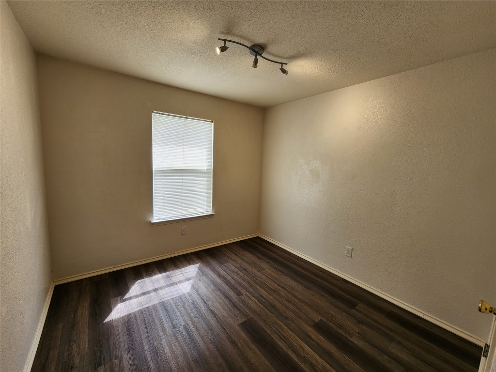 111 Prairie Springs Cove Georgetown, TX 78626 - Photo 18 of 27