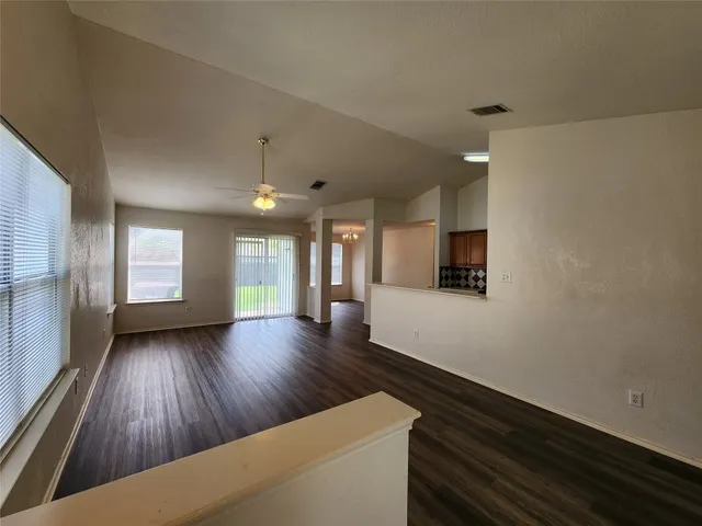 $1,600 | 111 Prairie Springs Cove, Georgetown, TX 78626