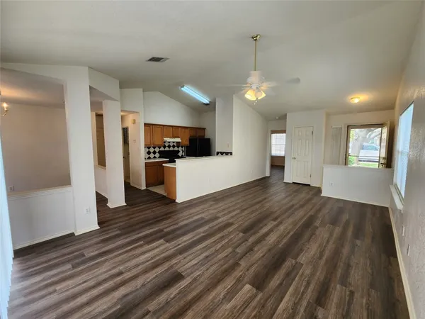 $1,600 | 111 Prairie Springs Cove, Georgetown, TX 78626