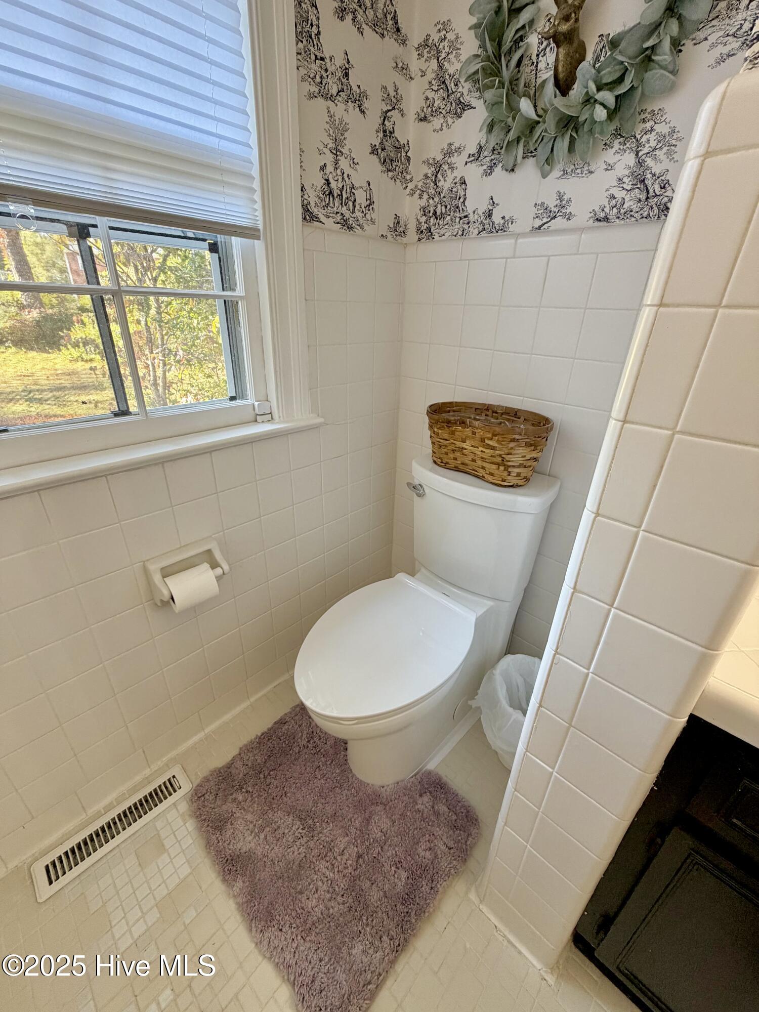 1602 St Andrews Place Kinston, NC 28504 - Photo 22 of 63 IMG_1584