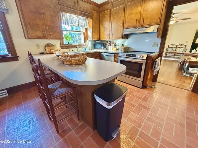 $269,900 | 1602 St Andrews Place, Kinston, NC 28504