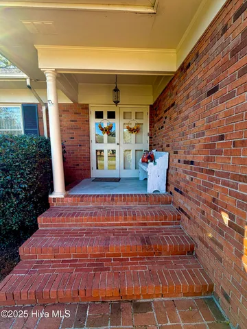 $269,900 | 1602 St Andrews Place, Kinston, NC 28504