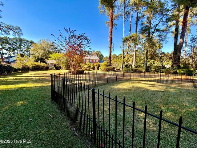 $269,900 | 1602 St Andrews Place, Kinston, NC 28504