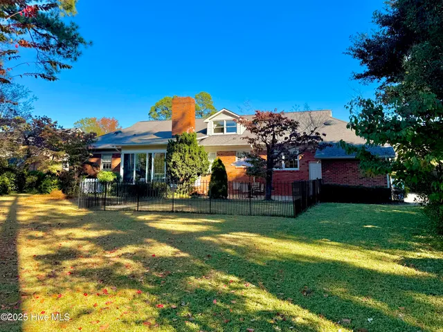 $269,900 | 1602 St Andrews Place, Kinston, NC 28504