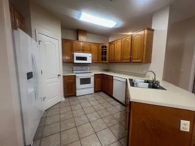 $1,600 | 322 Stone Mill Drive, Brunswick, GA 31520