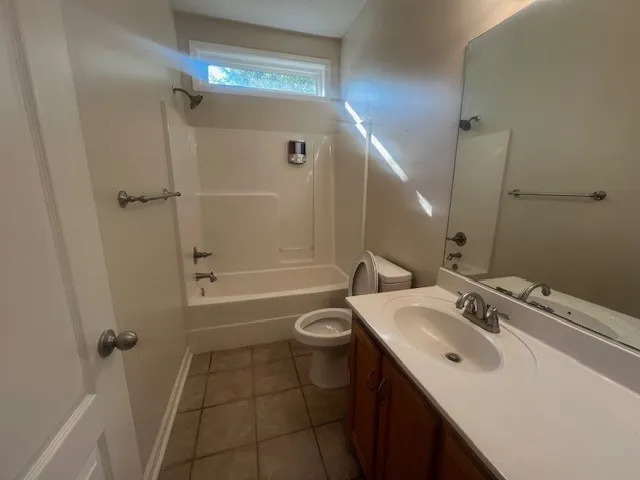 $1,600 | 322 Stone Mill Drive, Brunswick, GA 31520