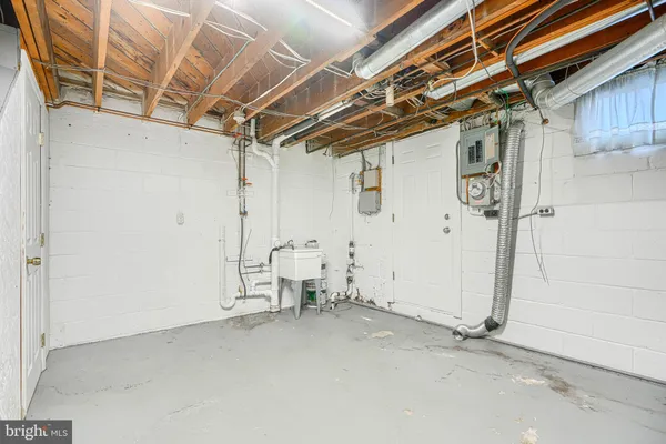$190,000 | 1020 Middlesex Road, Baltimore, MD 21221