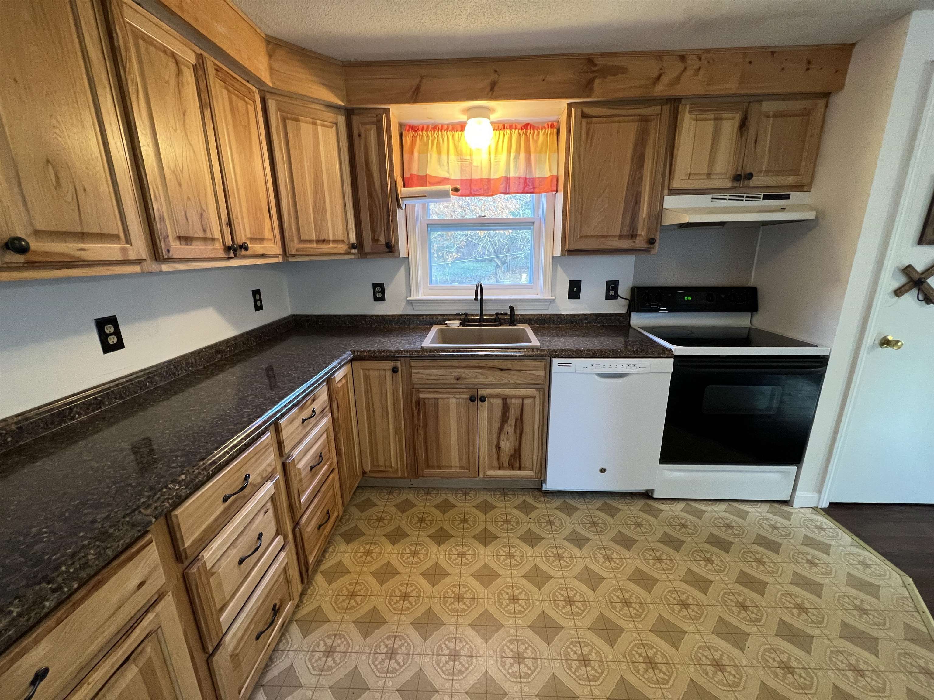 95 Mill Village Road North Goshen, NH 03752 - Photo 8 of 18